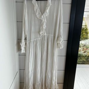 FREE PEOPLE white dress, L, never worn.